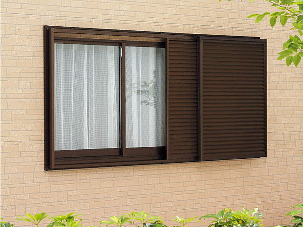 マドリモ 雨戸